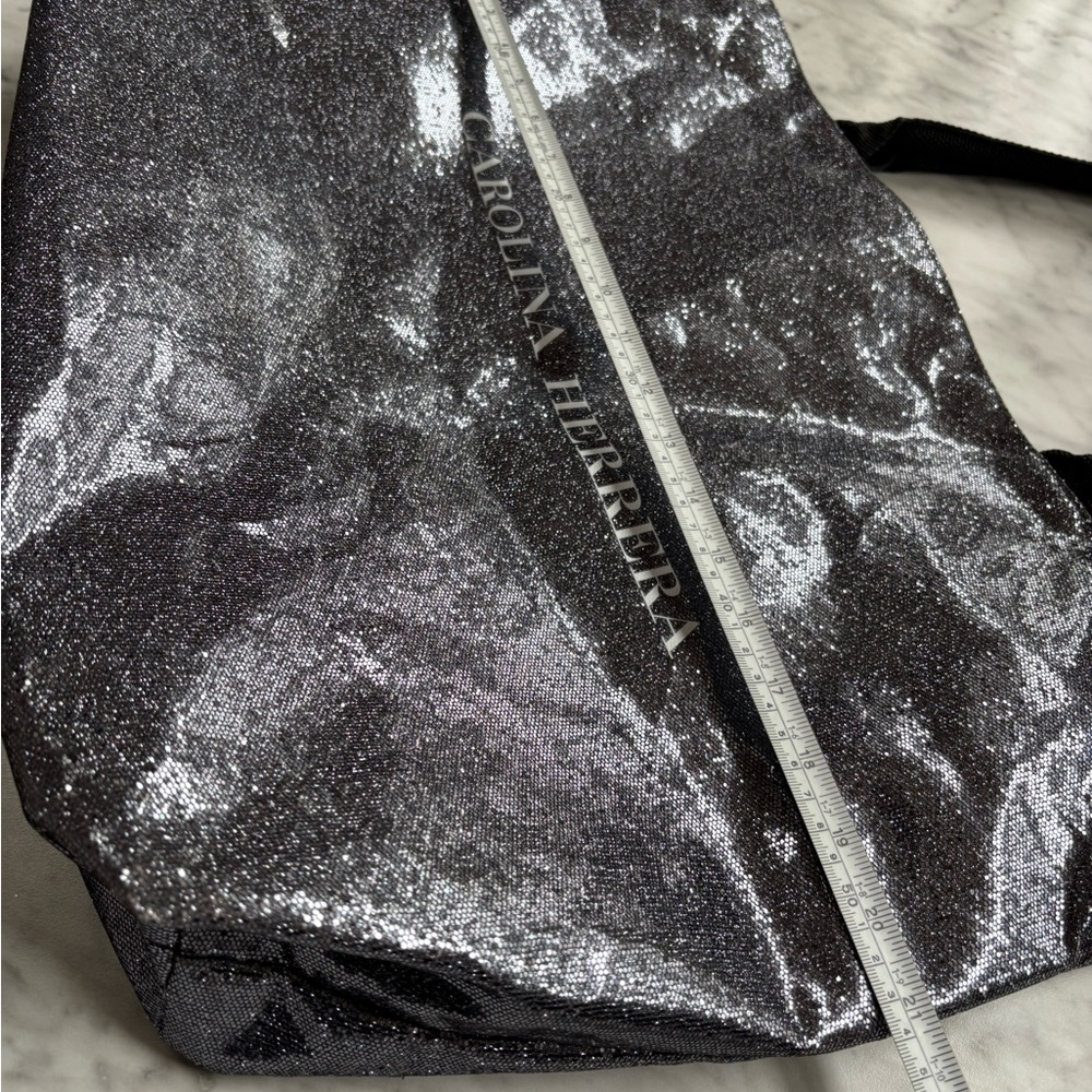 Carolina Herrera-Good Girl Glitter Tote Bag Shopper Overnight Bag ~Black/Silver - Picture 7 of 8